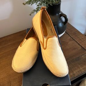 Bass & Co. Slip On Shoe - Natural Color
